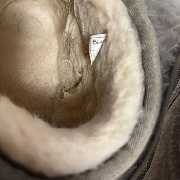 BEARPAW
WOMENS RETRO SHORTY LEATHER SUEDE TAUPE PLATFORM FUR BOOT SZ10 - Picture 12 of 16